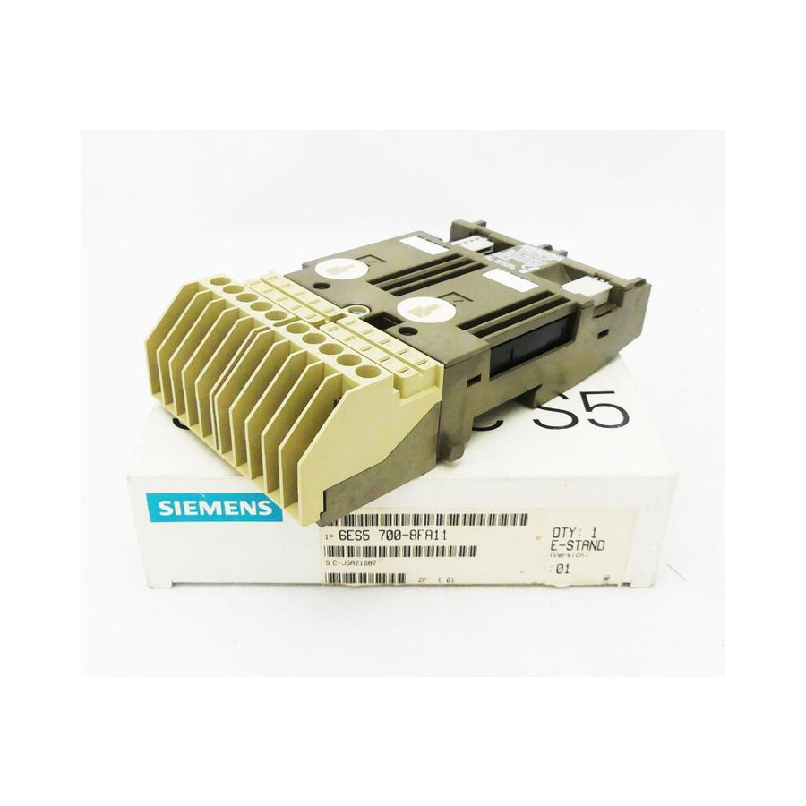 Siemens 6ES5700-8FA11 I/O Module product photo