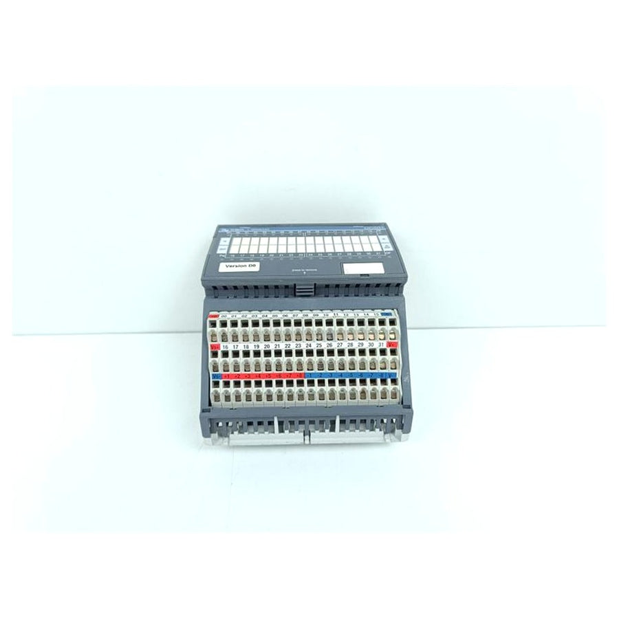 ABB DC501-CS31-1SVP426327R0000 I/O Module product photo