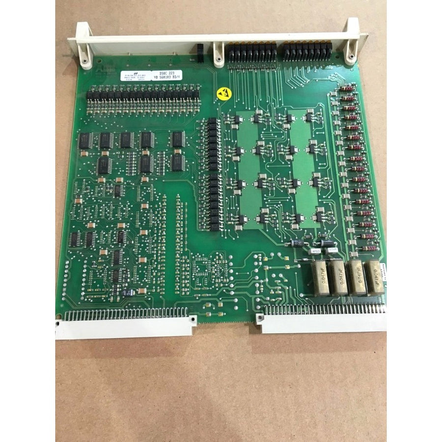 ABB DSQC238-YB560103-BL I/O Module product photo