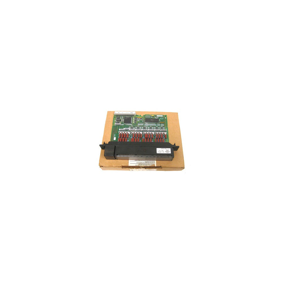 GE IC697MDL252 I/O Module product photo